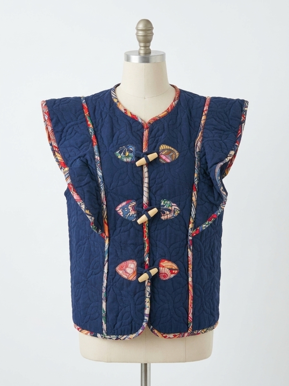 NEW &MERCI quilted toggle detailed vest in navy